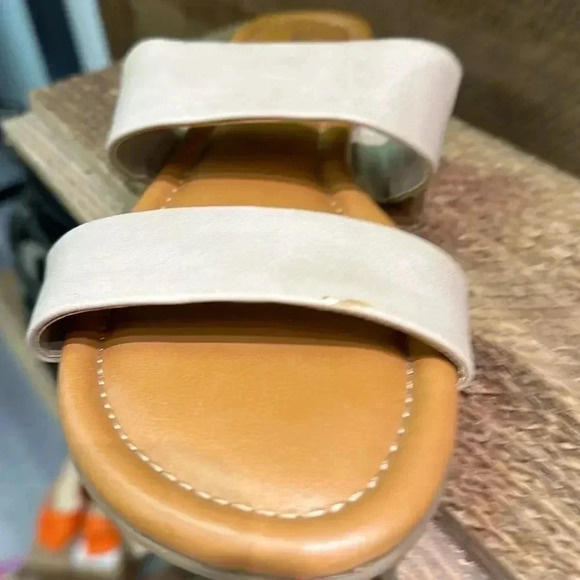 Mari A Women's Marlee Flat Two Strap Sandal 2 Band Slide Suze 9.5 - Picture 5 of 9